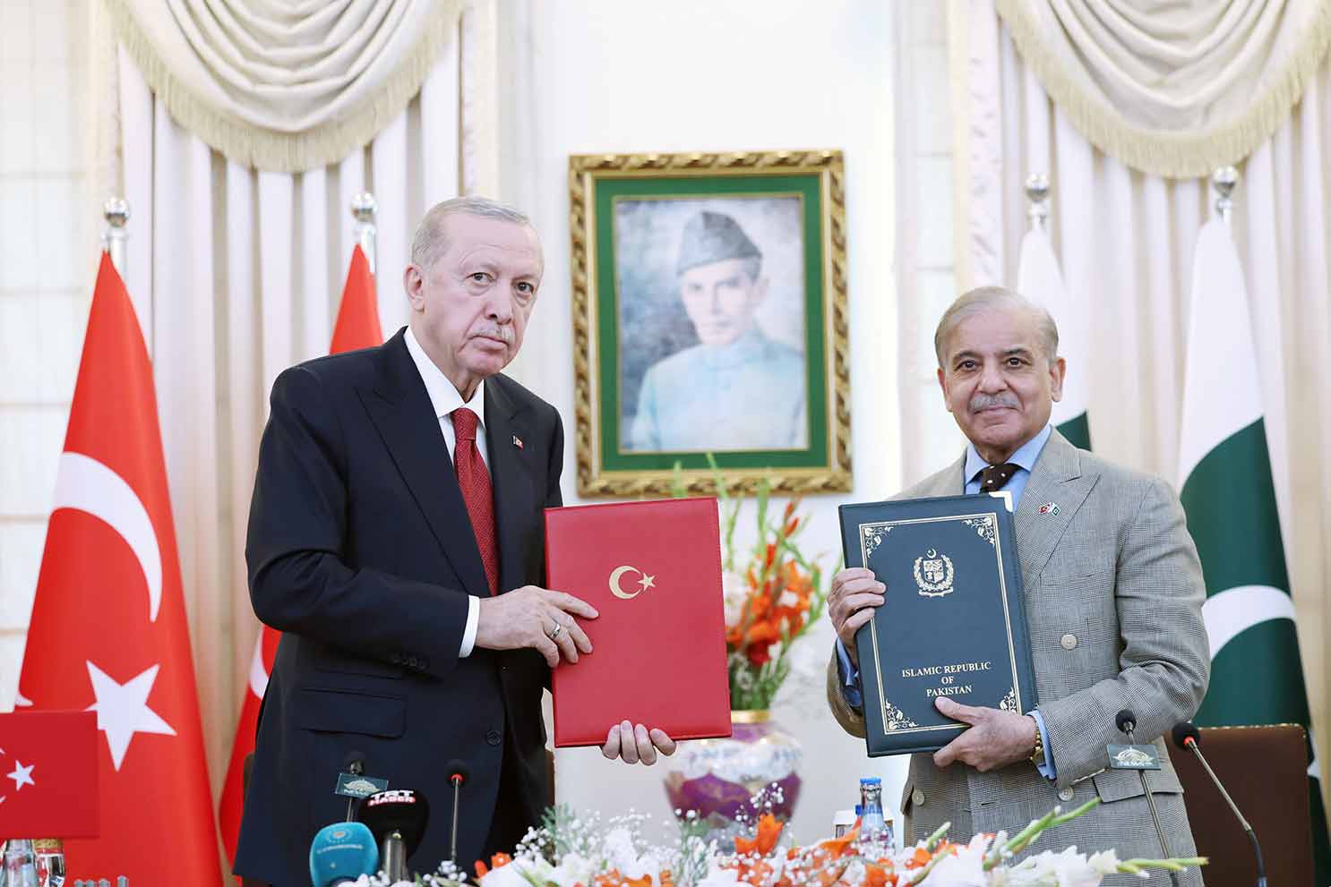 Türkiye ile Pakistan arasında iş birliği anlaşmaları imzalandı