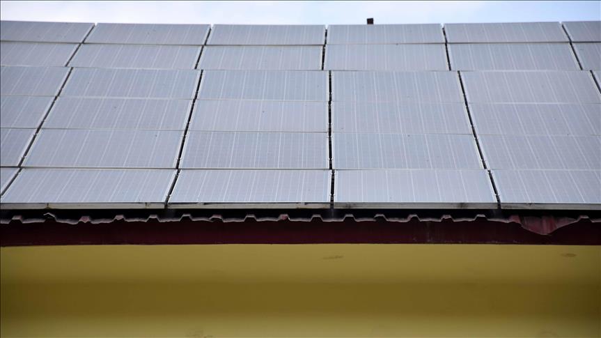 Geçen yıl 62 üniversitede yenilenebilir kaynaklarla 77 GW saat elektrik üretildi