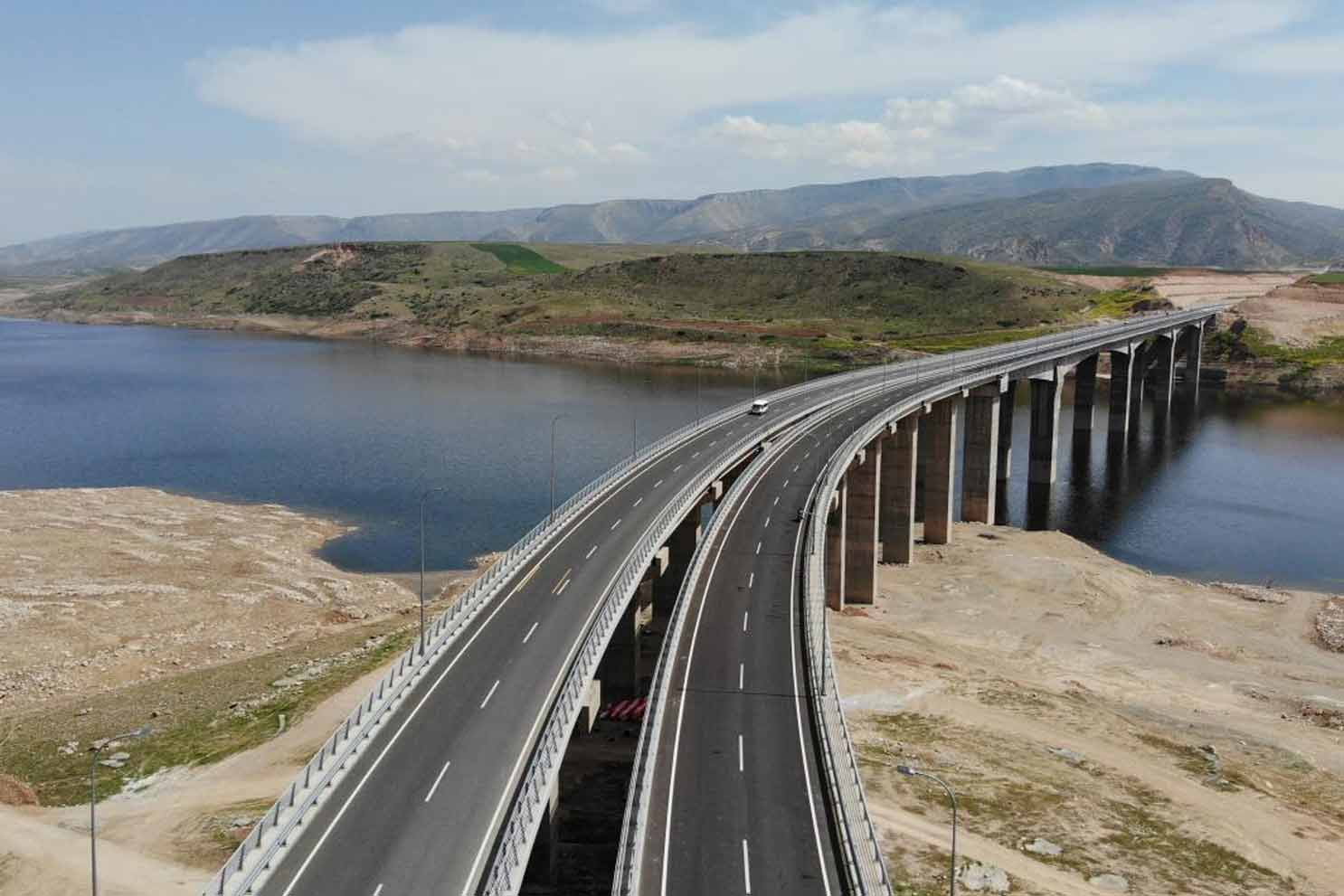 Batman-Hasankeyf Yolu ile akaryakıttan 46 milyon lira tasarruf sağlanacak