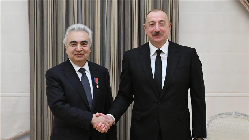İlham Aliyev’den Uluslararası Enerji Ajansı Başkanı Birol’a “Dostluk Nişanı”