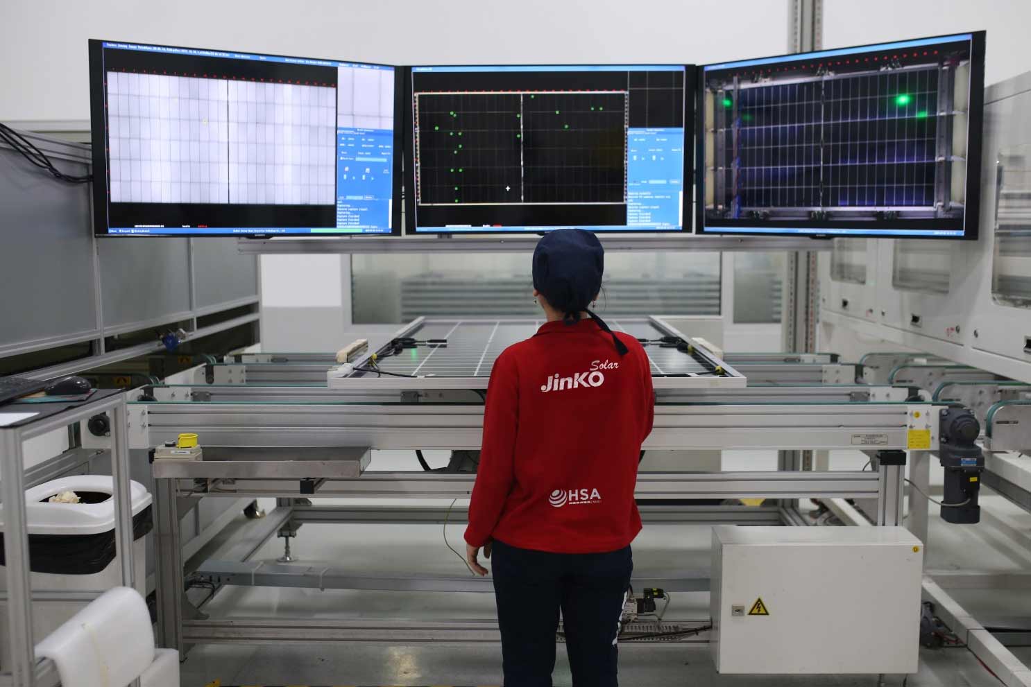 Jinko Solar, HSA Enerji iş birliğiyle Türkiye’de yerli üretime başladı
