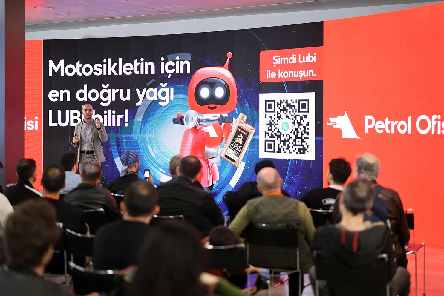 Petrol Ofisi, Motobike İstanbul’da binlerce motosiklet sürücüsü ile bir araya geldi