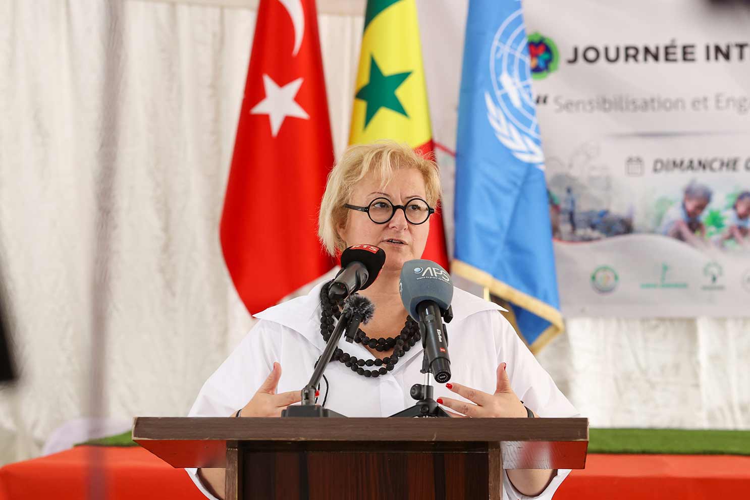 Senegal Cumhurbaşkanının eşinden Emine Erdoğan’ın Sıfır Atık Projesi’ne destek