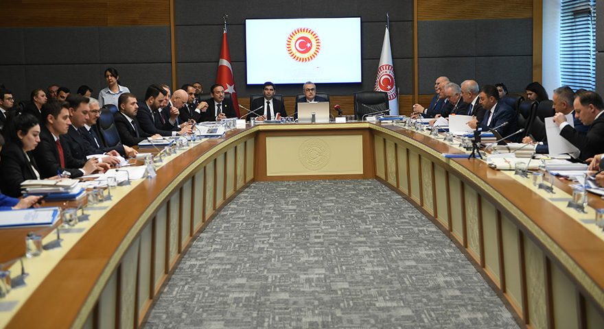 Demir yolu yük ve yolcu taşımacılığında 2053 Net Sıfır Emisyon hedefleri doğrultusunda çalışmalar başladı