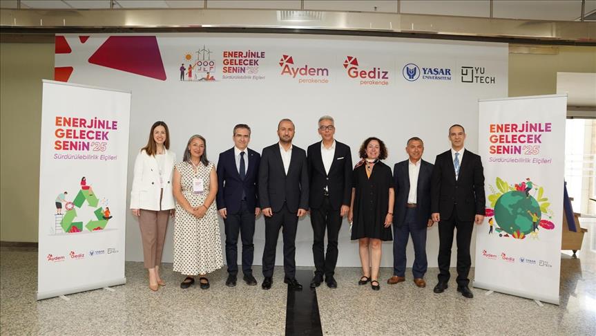 “Enerjinle Gelecek Senin-Sürdürülebilirlik Elçileri” sosyal sorumluluk projesiyle meslek lisesi öğrencileri bir araya geldi