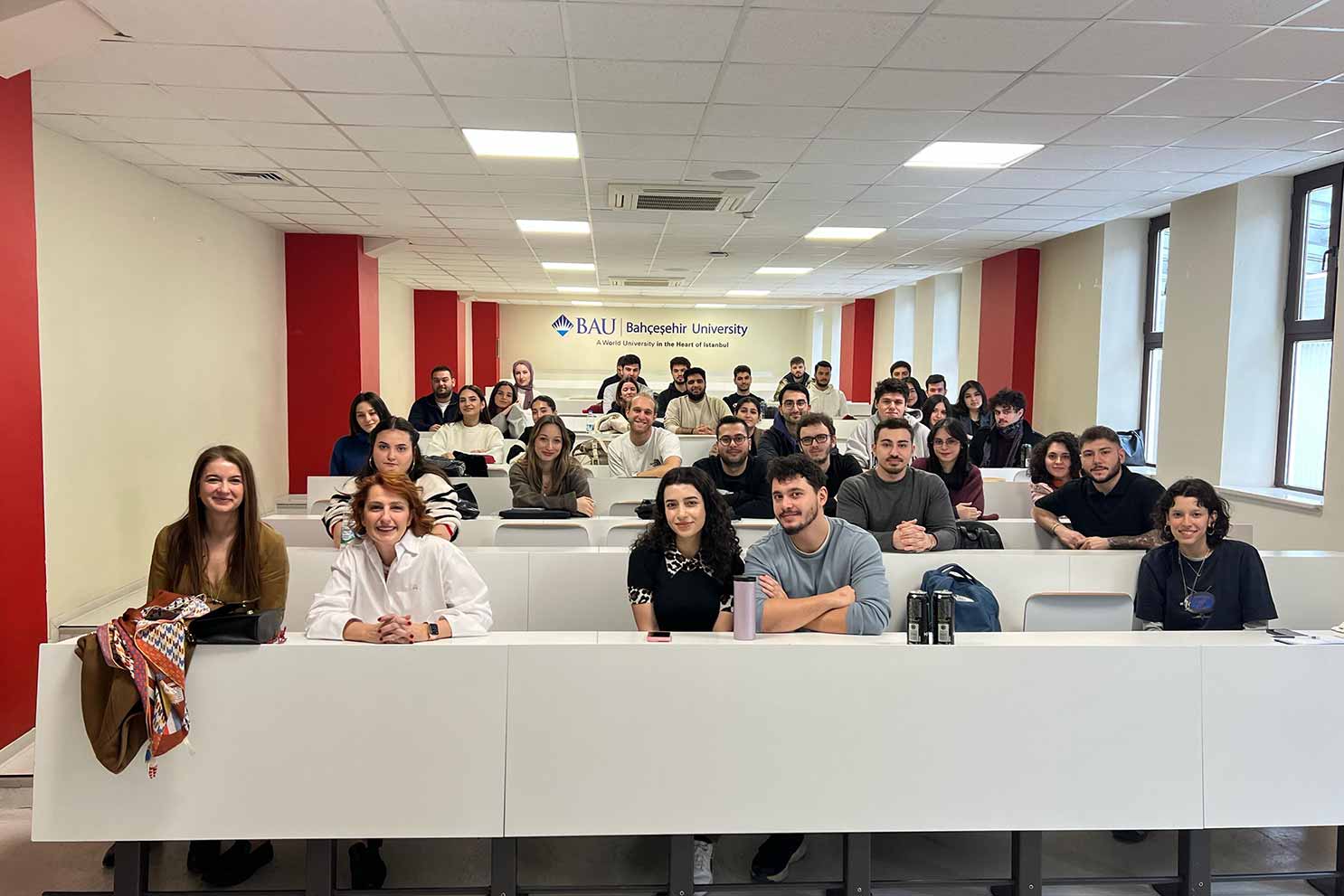 Enerjisa Enerji’nin “Daha İyi Bir Gelecek” vizyonu Bahçeşehir Üniversitesi’nde ders oldu