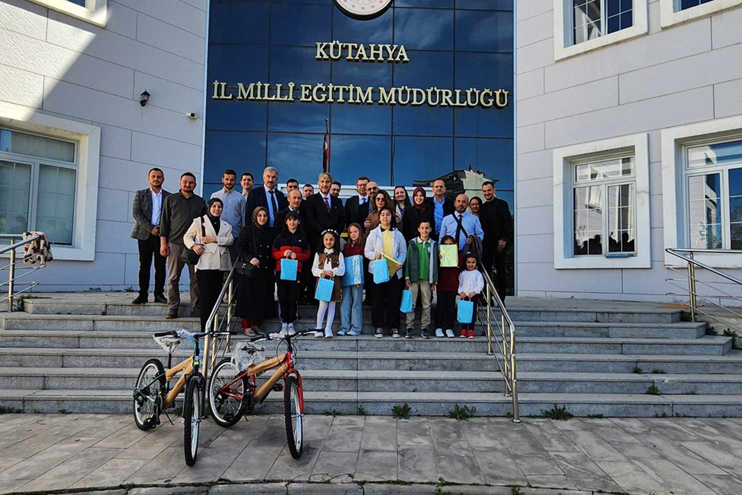 OEDAŞ’ın geleneksel şiir ve resim yarışması Kütahya’da yapıldı