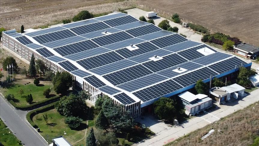 CW Enerji, Tekirdağ’da bir firmanın çatısına GES kurulumu gerçekleştirdi