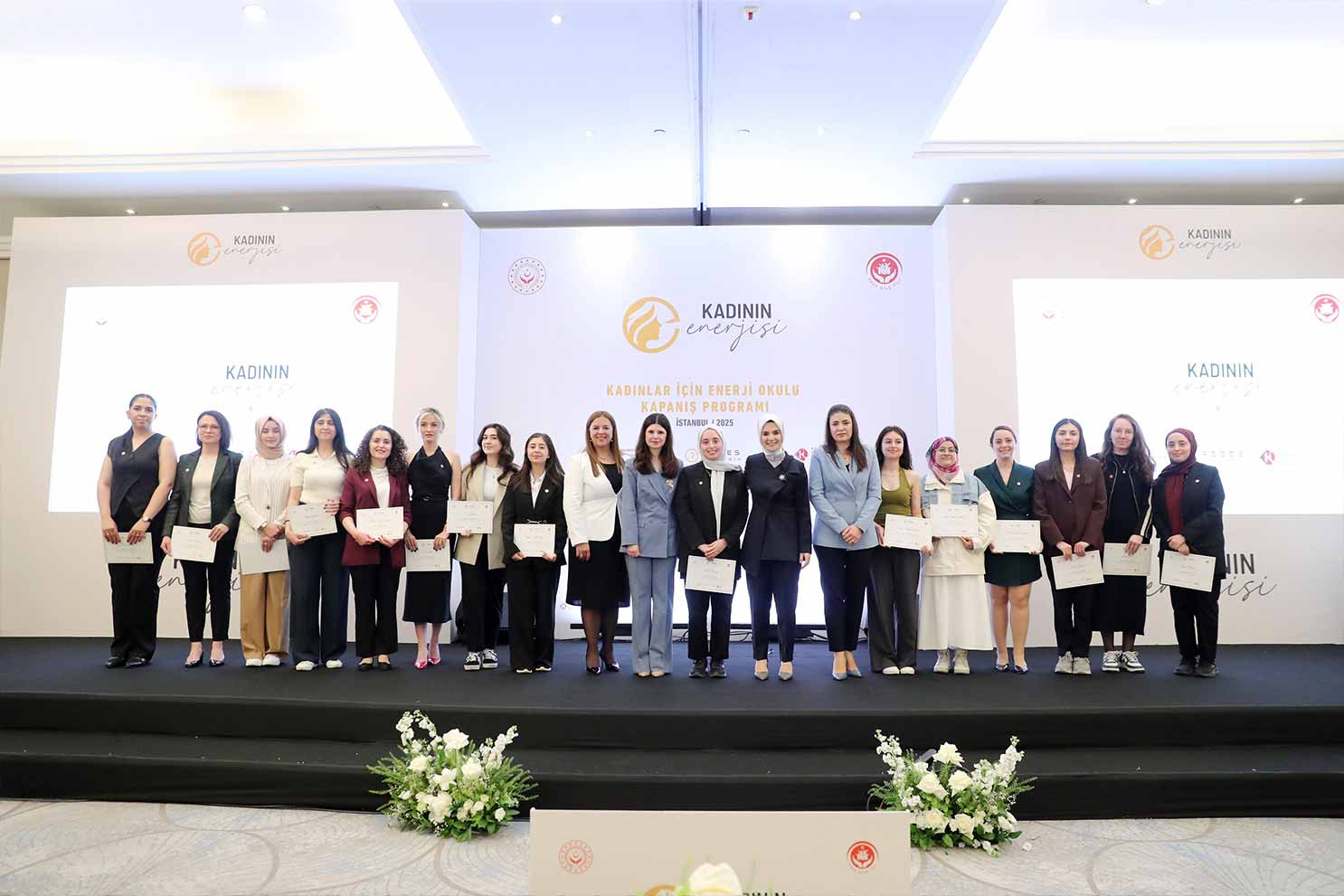 Kadınlar için Enerji Okulu ilk mezunlarını verdi