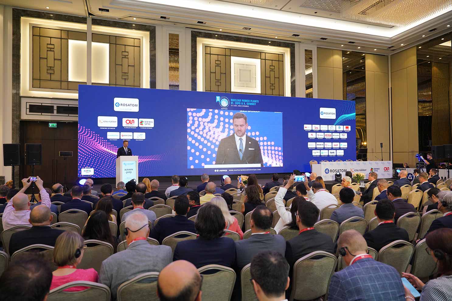 Yapay zeka nükleer enerjiye talebi artırıyor