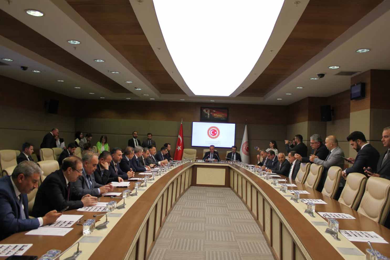 Enerji, Tabii Kaynaklar, Bilgi ve Teknoloji Komisyonu başkanlık seçimi yapıldı