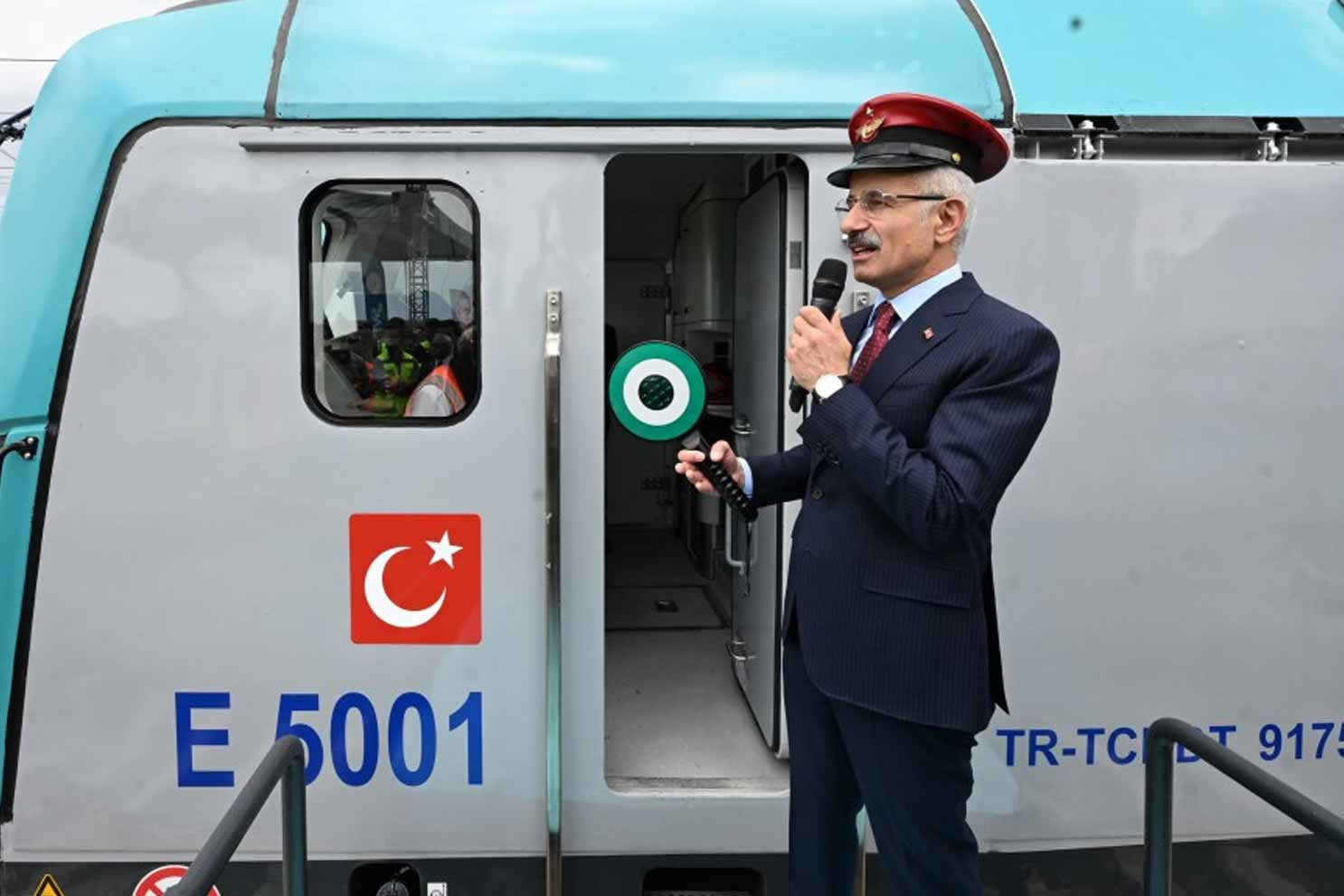 “2026 yılı sonunda kadar toplam 22 set ‘Milli Elektrikli Tren Seti’ üretilecek”