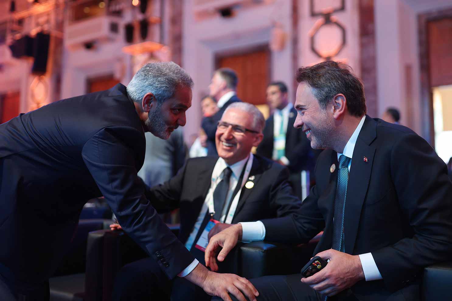 Bakan Bayraktar, Azerbaycan, Venezuela, Irak ve Kazakistan enerji bakanlarıyla görüştü