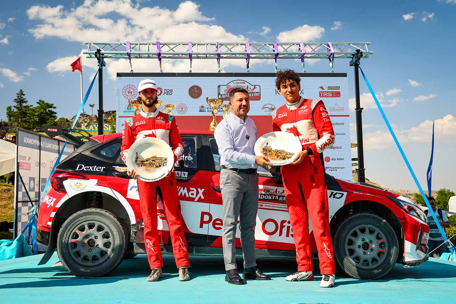 Team Petrol Ofisi pilotu Kerem Kazaz Kapadokya’da yine zirvede