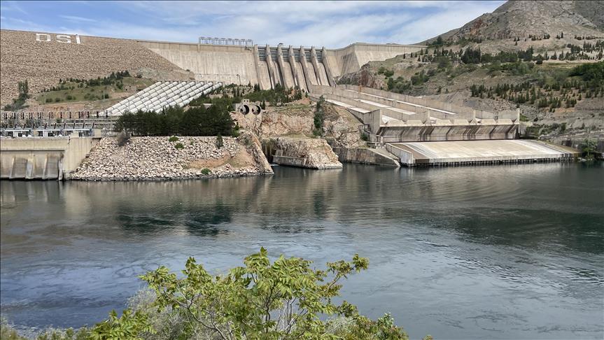 İhlas Holding, Kırgızistan’da iki hidroelektrik projesi için yatırım anlaşması imzaladı