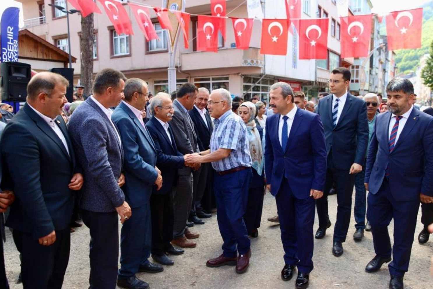 Akkuş’ta doğal gaz sevinci