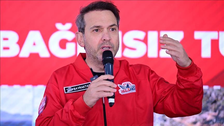Bakan Bayraktar, TEKNOFEST İstanbul’da canlı yayınına katıldı