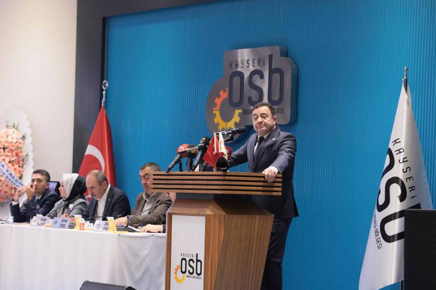 “Güneş enerjisiyle ilgili devrim niteliğinde kanunlar çıkardık”