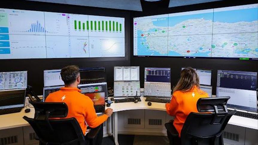 Senkron Digital, hibrit enerji yönetim sistemini TÜREK 2025’te tanıttı