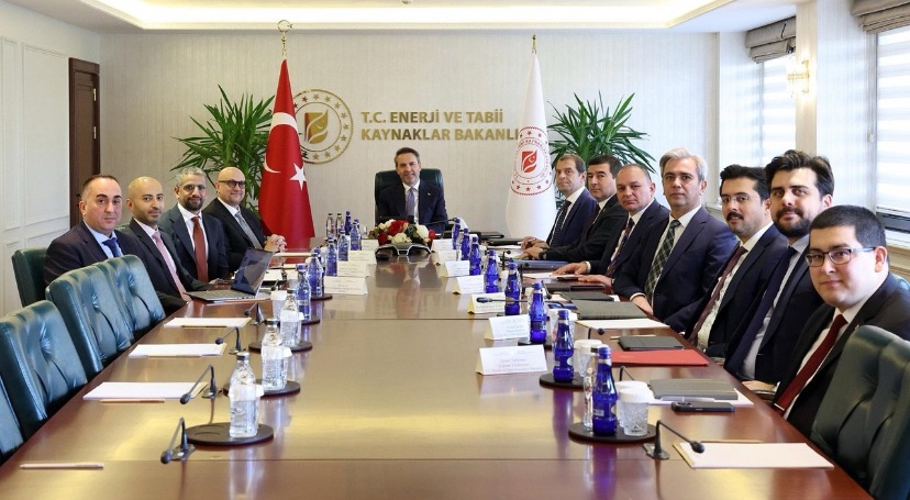 “Bakan Bayraktar: Yenilenebilir enerjide iş birliğimizi derinleştiriyoruz”