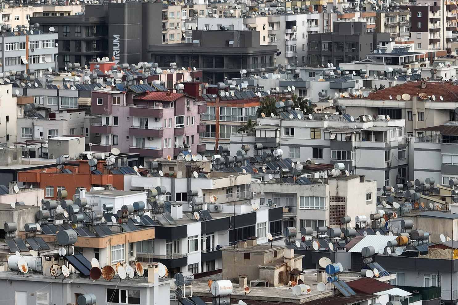 Mersin güneş enerjisi ile ısınıyor