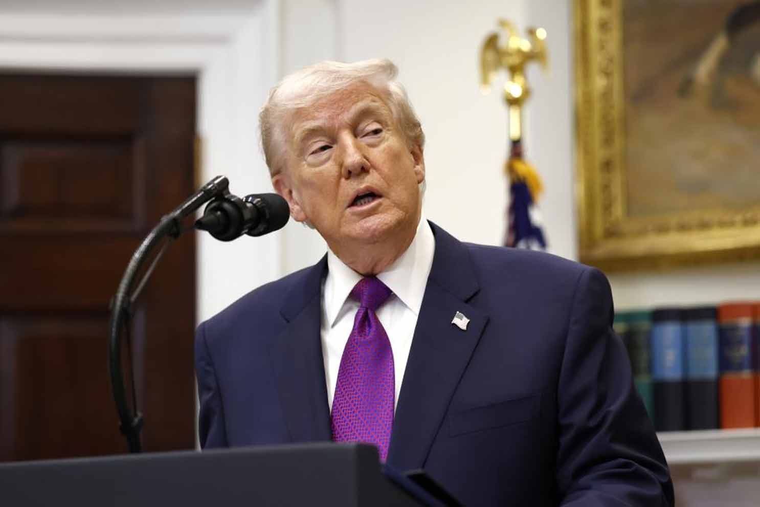 Trump, sera gazı emisyonlarının kamu sağlığını tehlikeye attığına ilişkin kararı iptal etti