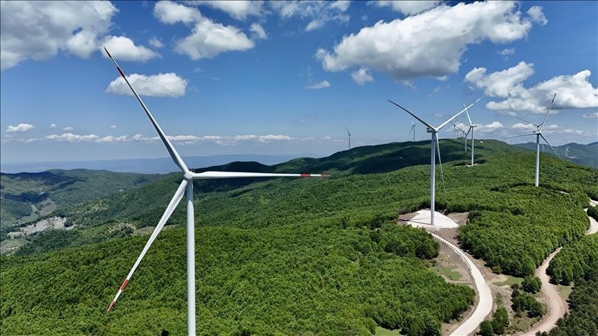 Türkiye’nin rüzgar enerjisi kurulu gücü 16 bin megavat eşiğinde