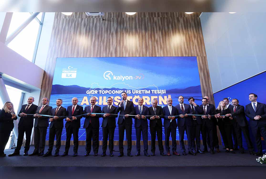 Bakan Bayraktar ve Bakan Kacır, Kalyon PV’nin yeni yatırımını açtı
