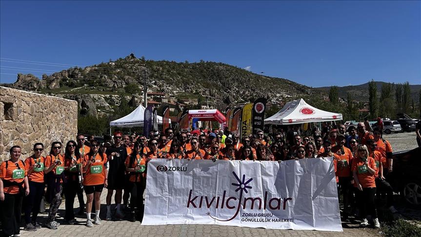Zorlu Enerji Osmangazi Elektrik Perakende çalışanları Frig Ultra Maratonu’na katıldı