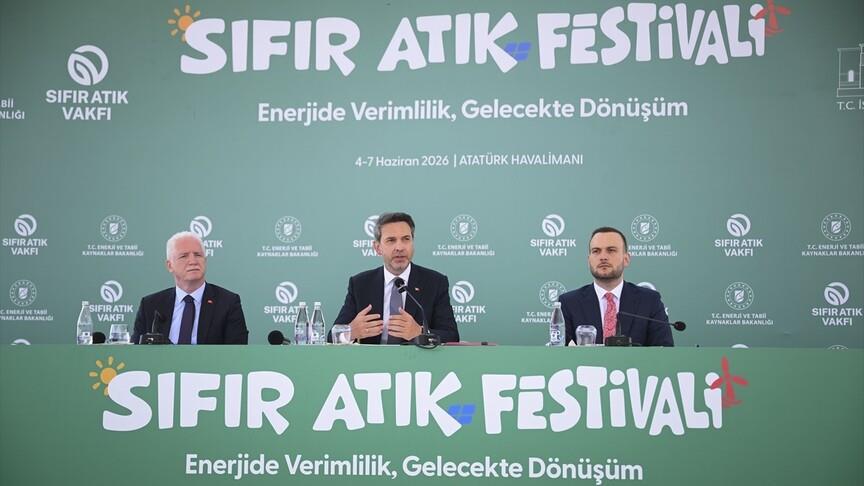 Bakan Bayraktar, Sıfır Atık Festivali’nde elektriğin yenilenebilir kaynaklardan sağlanacağını bildirdi