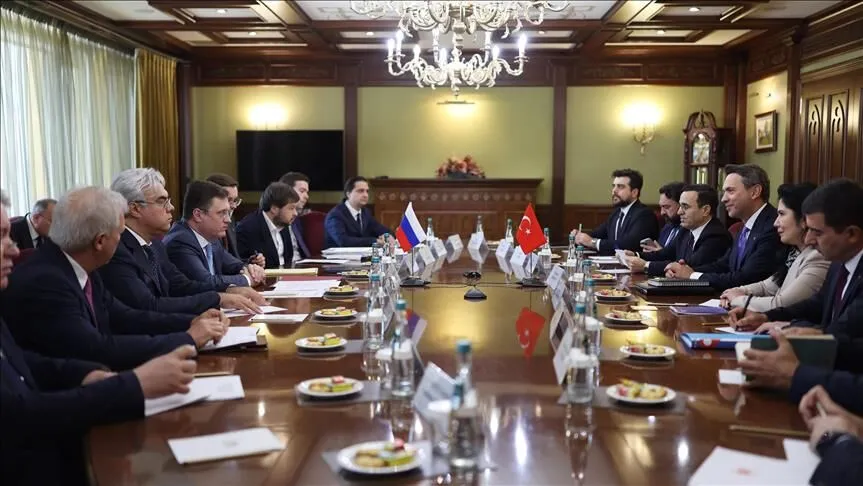 Bakan Bayraktar Rusya Başbakan Yardımcısı Novak ile görüştü